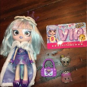 three shopkins shoppies and one playset +more